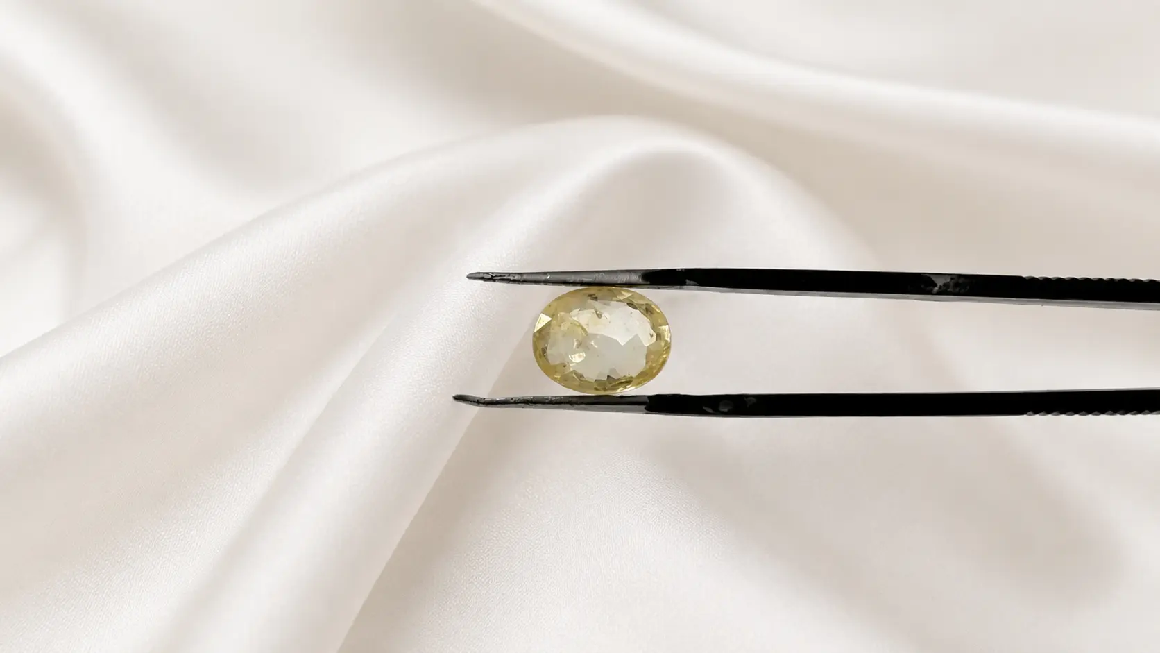 Natural Yellow Sapphire 4.82 Cts - Image 4