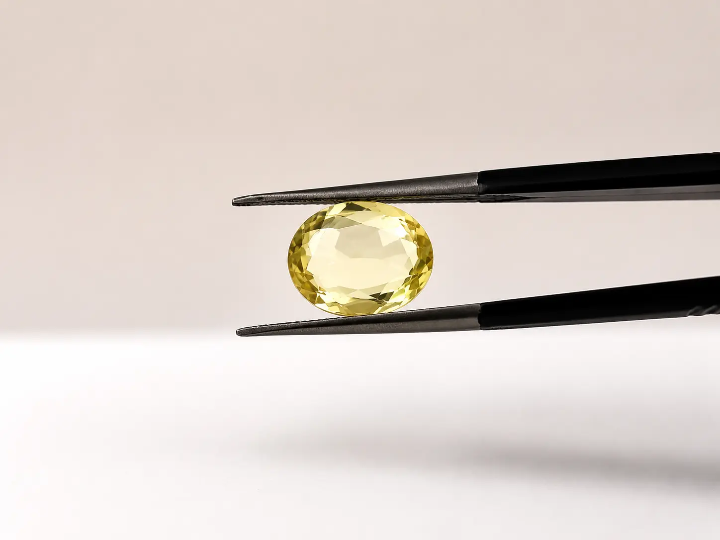 Natural Yellow Sapphire 3.83 Cts - Image 3