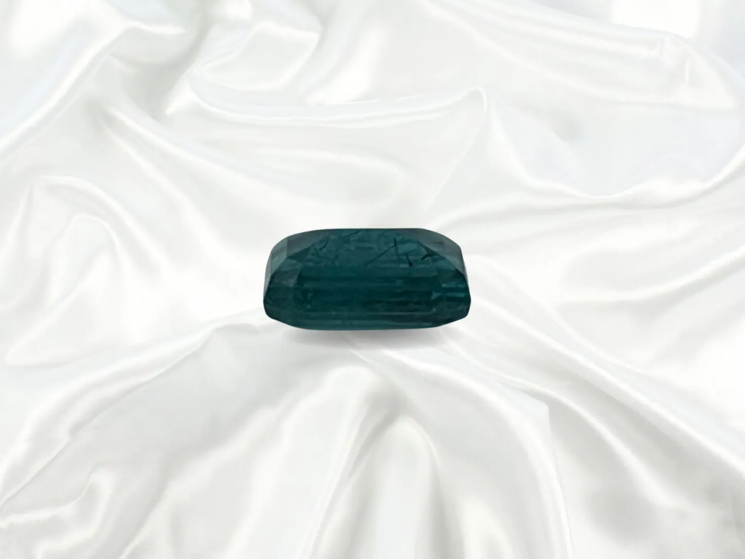 Natural Emerald 5.26 Cts - Image 2