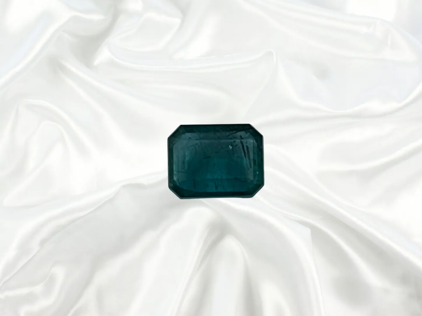 Natural Emerald 5.26 Cts