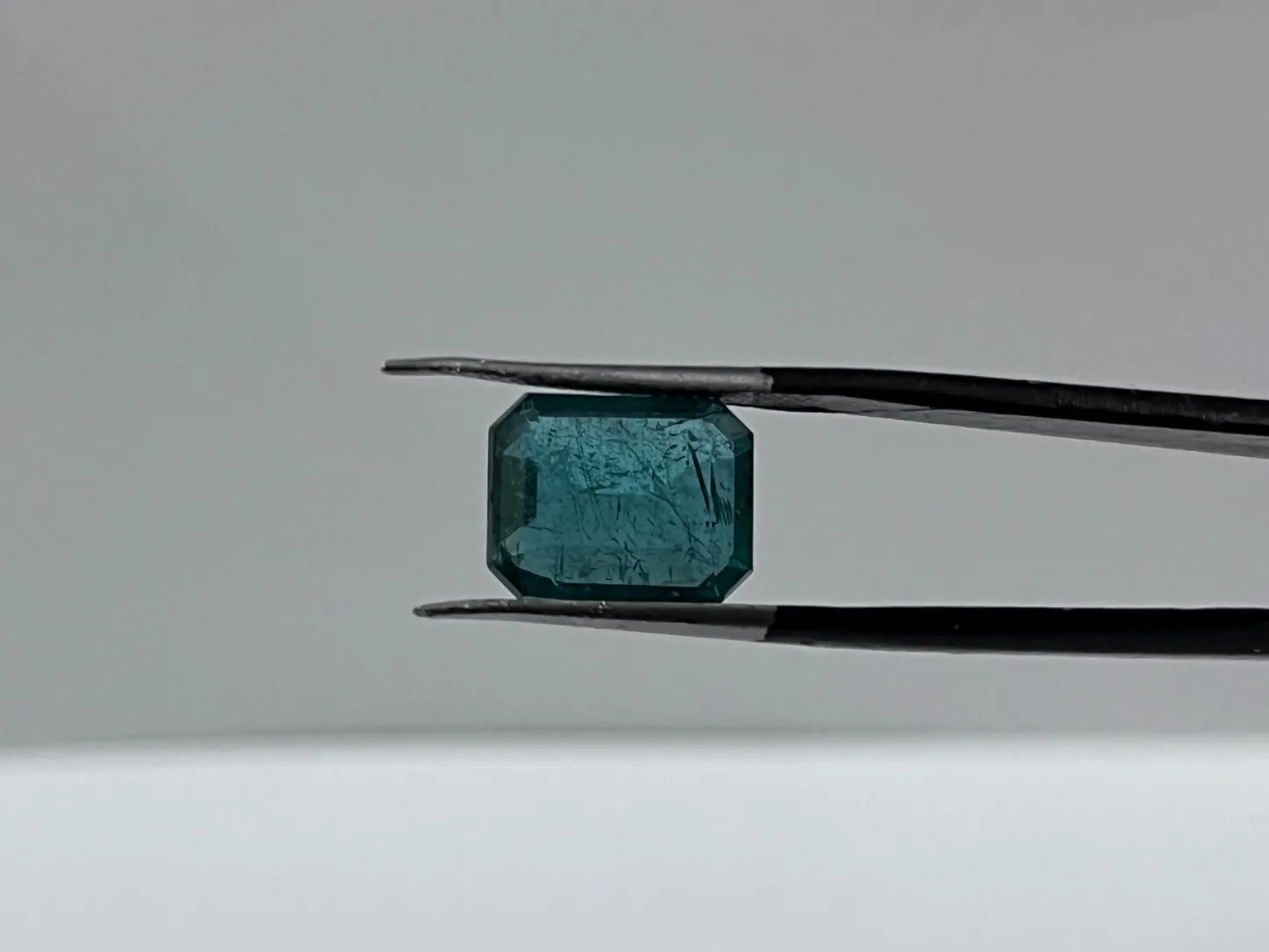 Natural Emerald 5.26 Cts - Image 4
