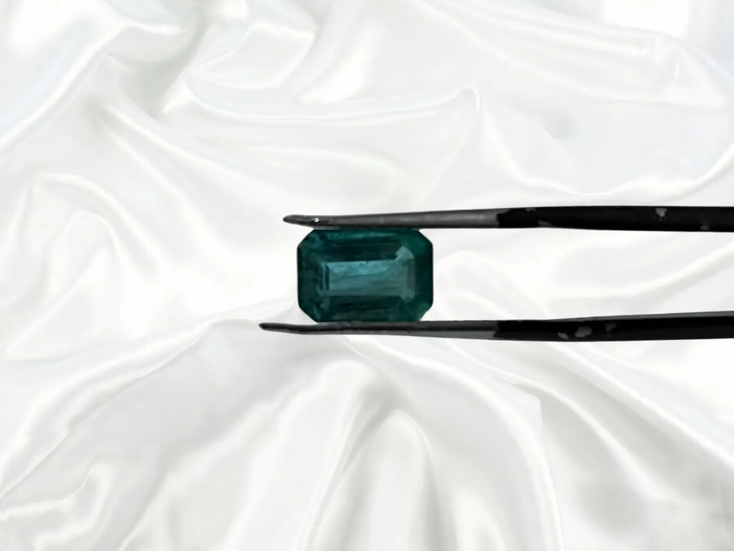 Natural Emerald 7.25 Cts - Image 3