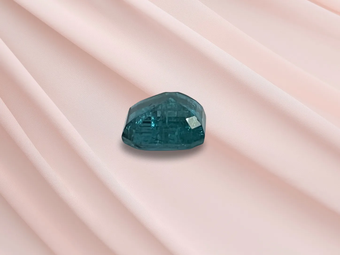 Natural Emerald 3.93 Cts - Image 2