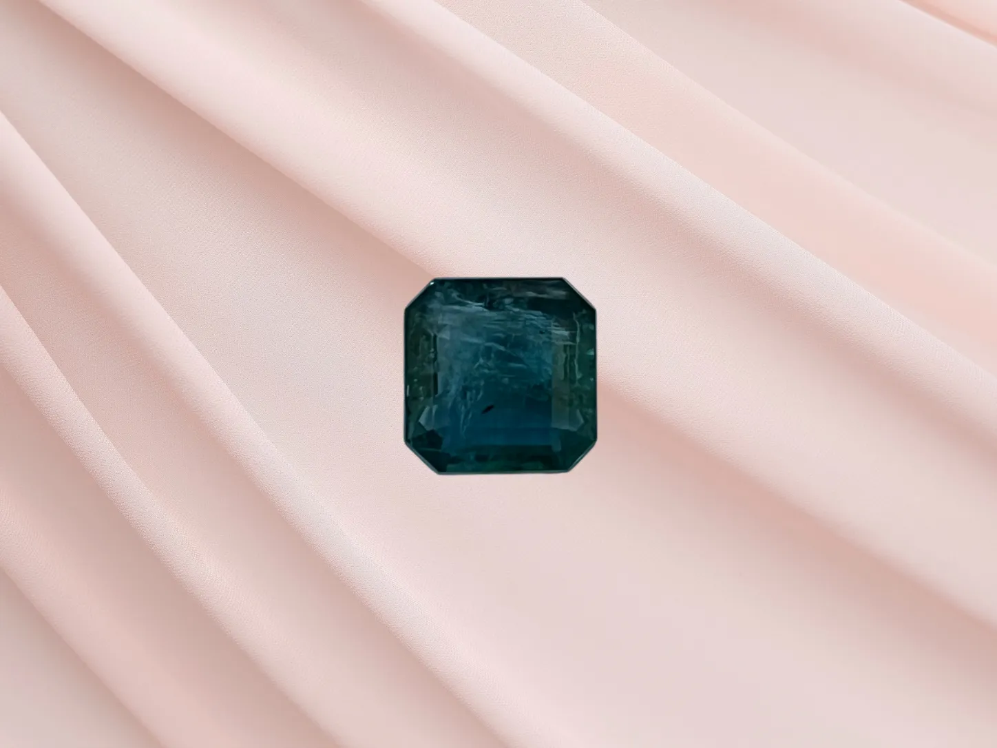 Natural Emerald 3.93 Cts