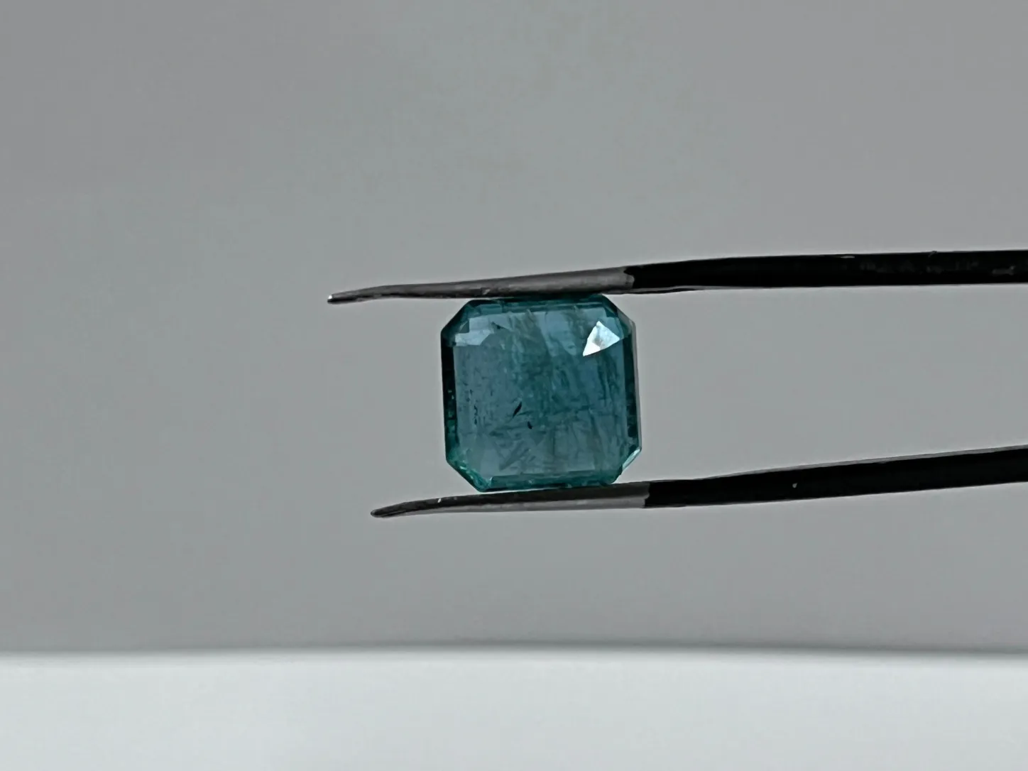 Natural Emerald 3.93 Cts - Image 4
