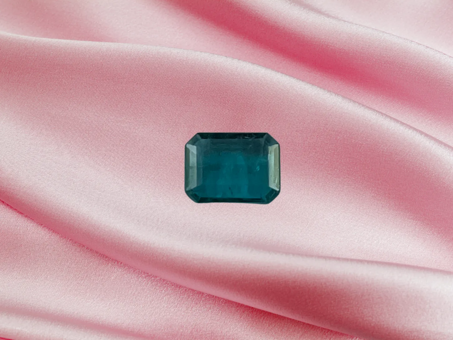 Natural Emerald 6.10 Cts