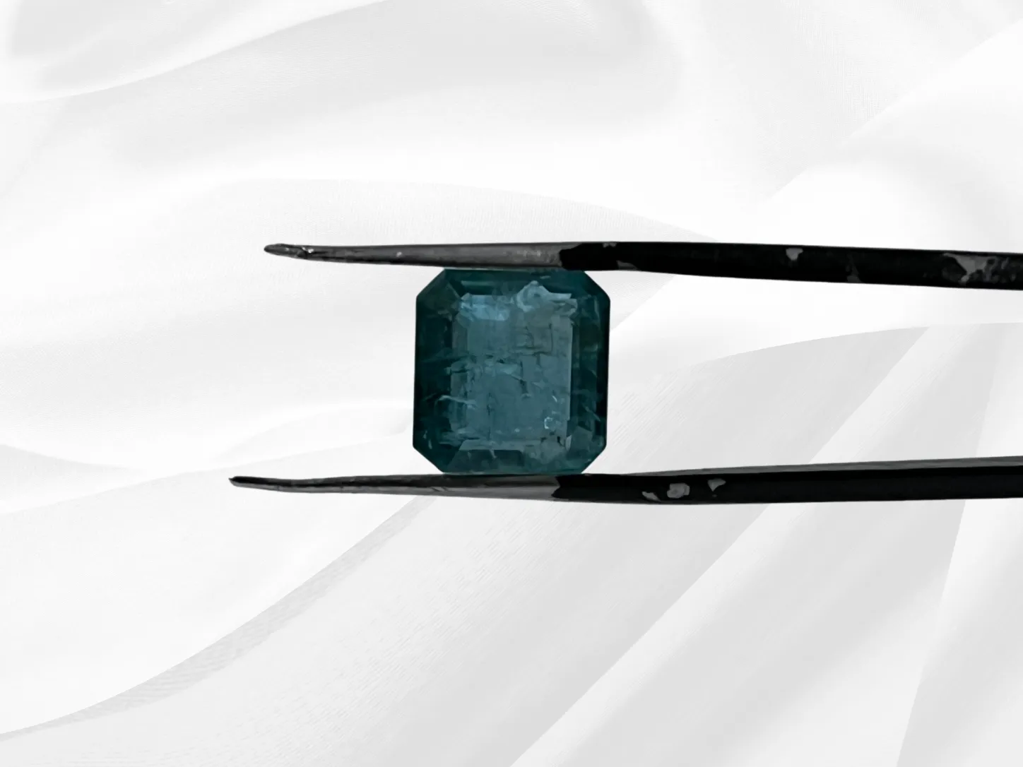 Natural Emerald 4.76 Cts - Image 3