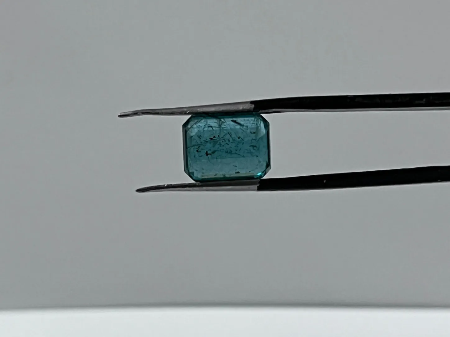 Natural Emerald 6.12 Cts - Image 4
